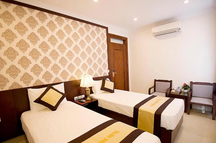 Thang Long Hotel II