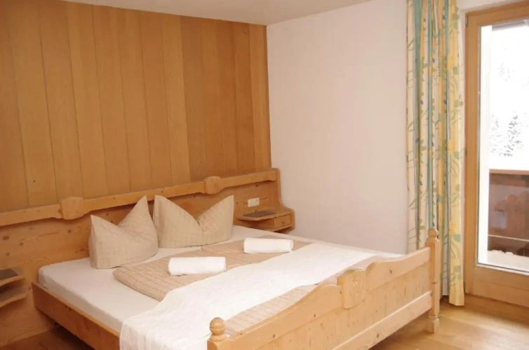2 Bedrooms Apartment with balcony and with view