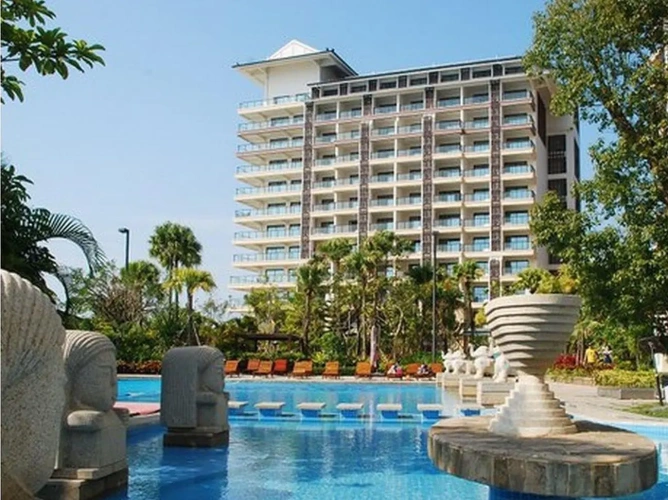 Classic Twin room with sea view