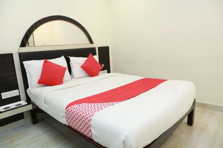 Oyo 43895 Udipi Home