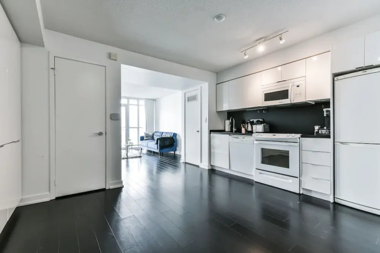 Toronto Suite Rentals - City Place