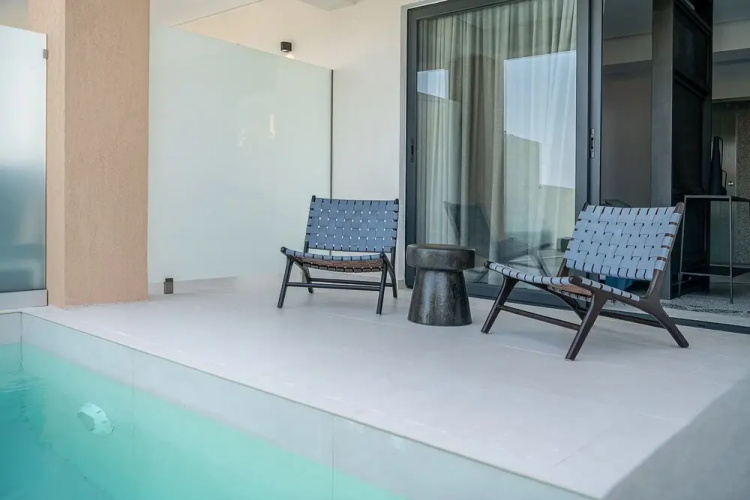 Nuovo Luxury Suites