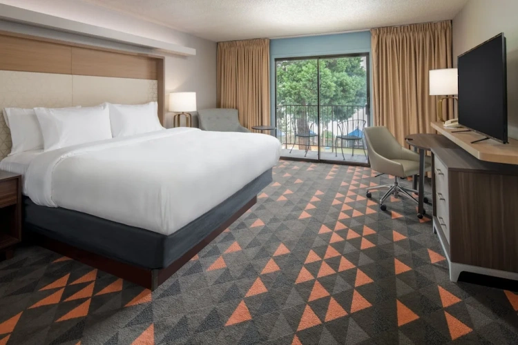 Premium Double room with balcony and with courtyard view