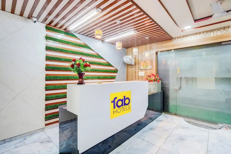 Fabhotel Lake View I