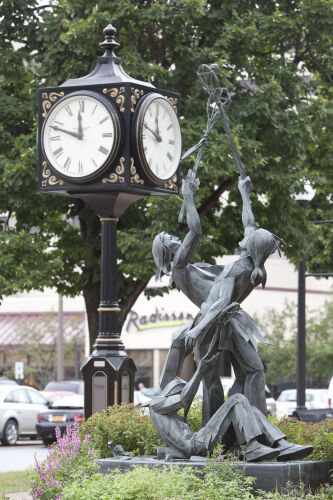 Radisson Hotel La Crosse Over view
