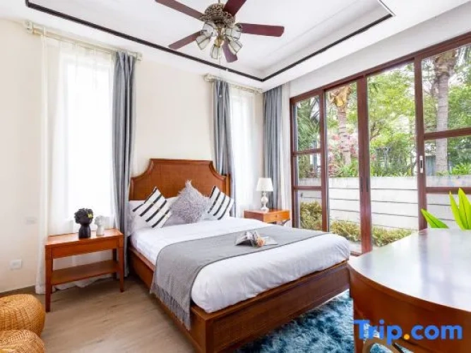 4 Bedrooms Villa