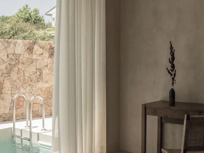 Seven Rocks Suites