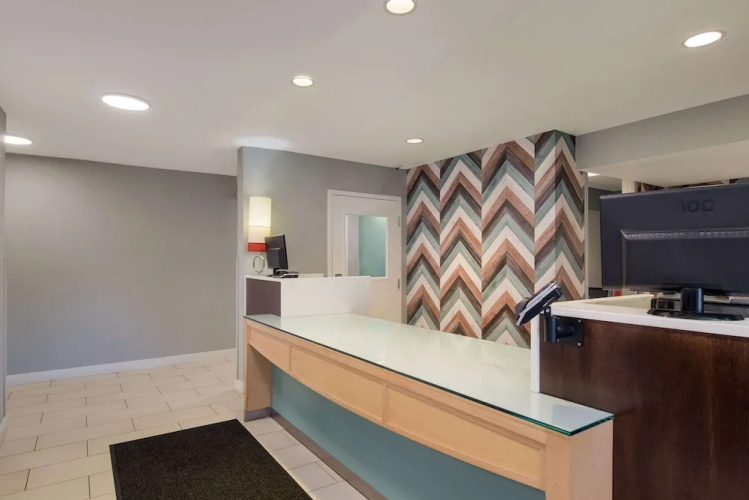 Candlewood Suites Omaha
