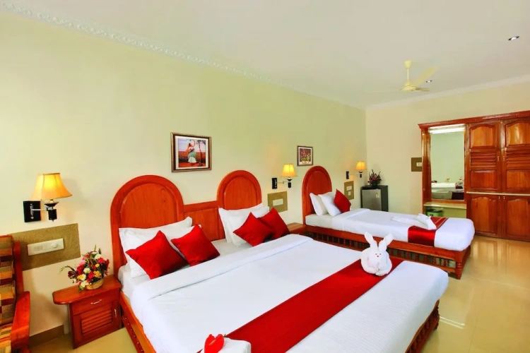 Deluxe Triple Family room with balcony