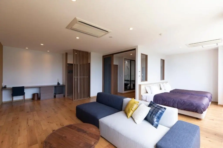 Superior Twin room