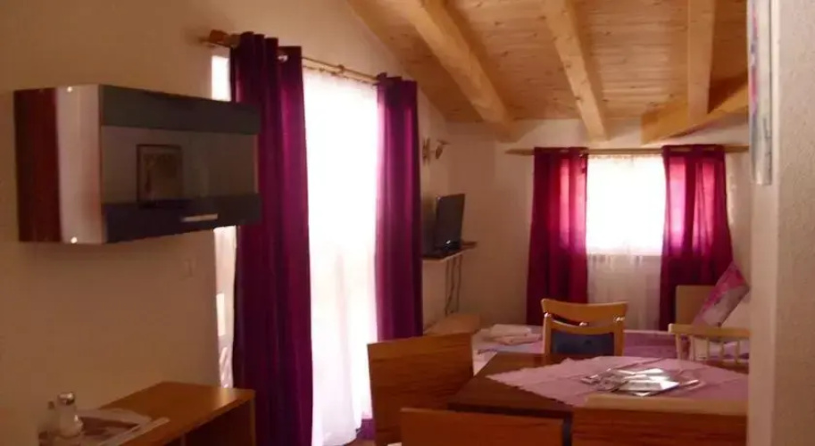 Apartment Jacqueline (HBN180)