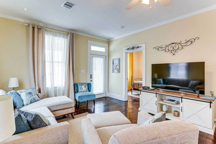 Guest rooms