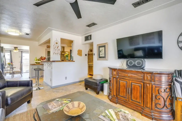 Private Pool & Patio! Home 8 Mi to Dtwn Phoenix