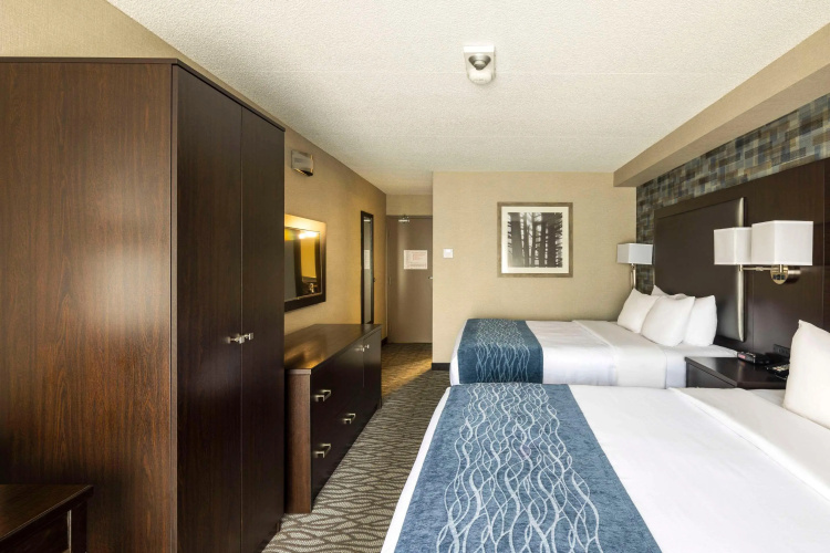 Comfort Inn Montreal Aeroport photo 8