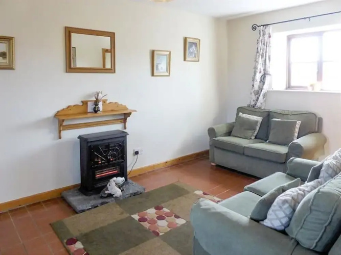 Sweetbriar Holiday Cottage