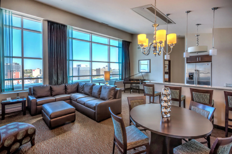 Holiday Inn Hotel & Suites Saskatoon Downtown by IHG