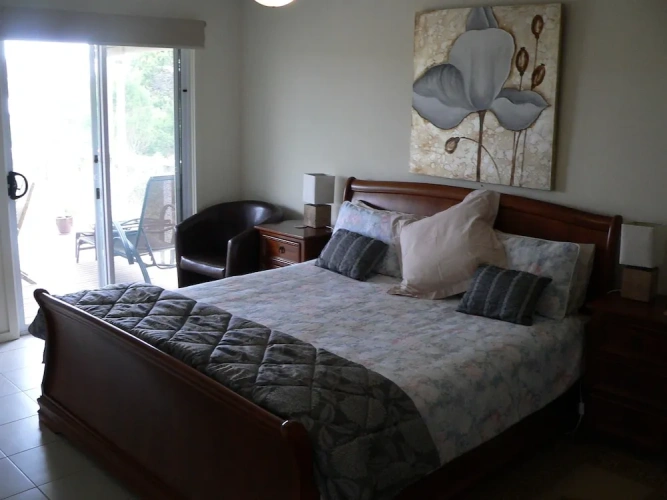 2 Bedrooms Family Cottage beachfront