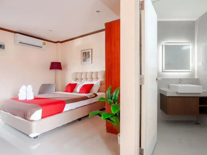 Standard Double room with balcony and with city view
