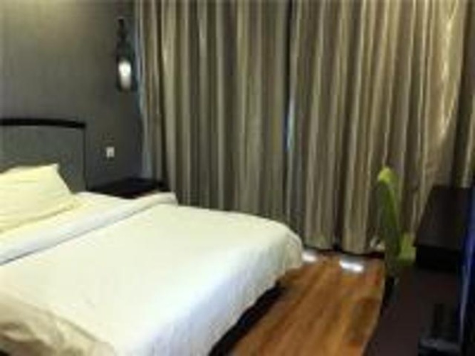 Standard Double room with view