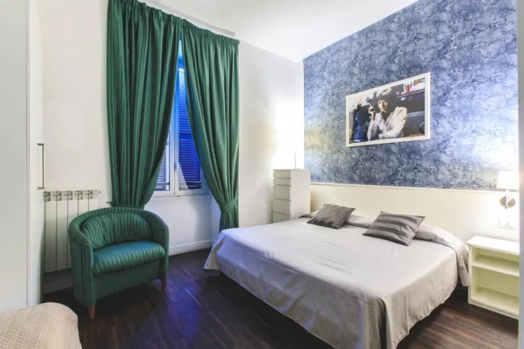 Standard Triple room
