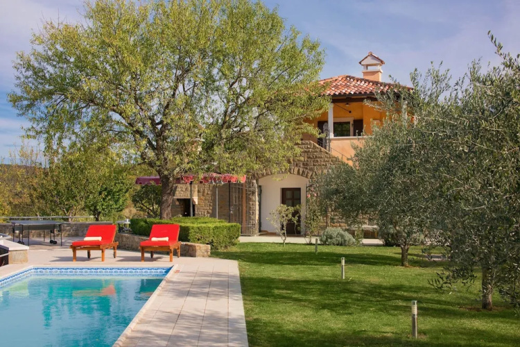 Villa Momiano
