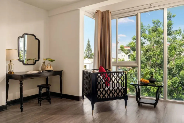 Fusion Point Hotel