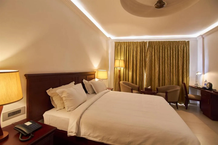 No 18 Hotel