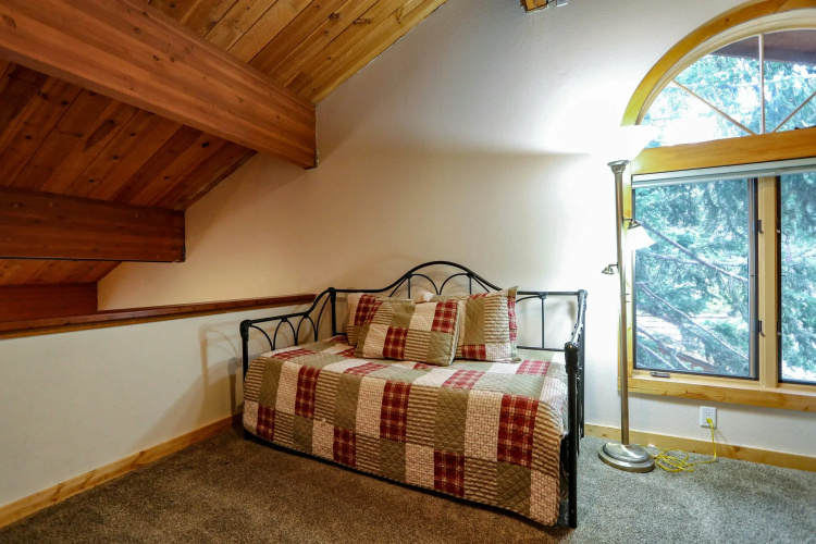 Bridges Townhome #15 Condo