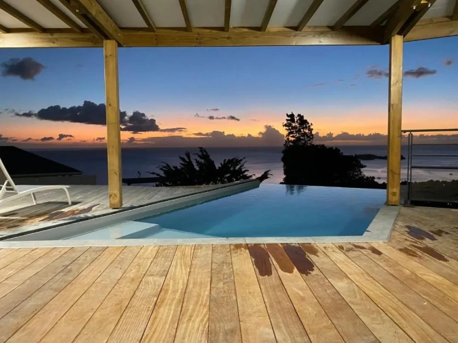 3 Bedrooms Villa