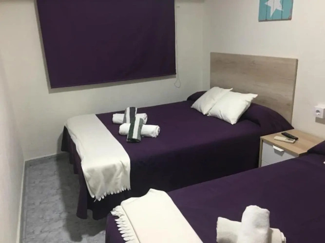 Standard Triple room