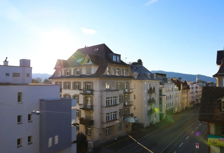 1 Bedroom Business Double Apartment