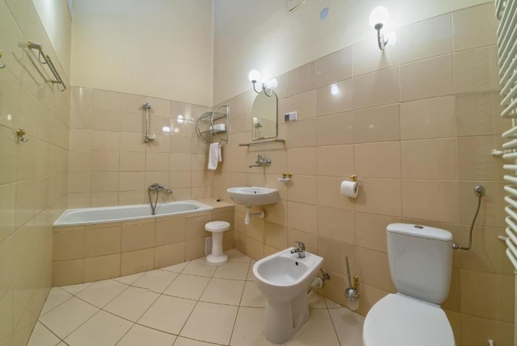 Standard Suite
