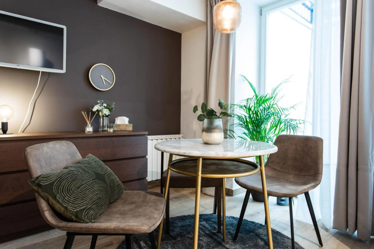 Cozy modern studio in Prague's absolute center