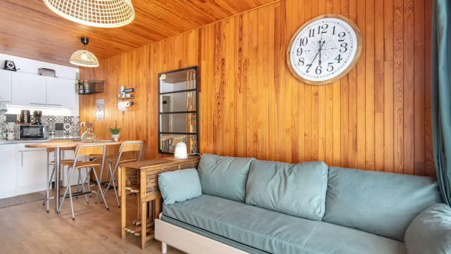Peaceful Stay With Mountain View