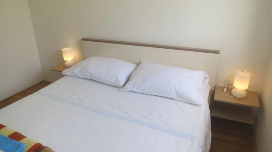 Apartments Davor