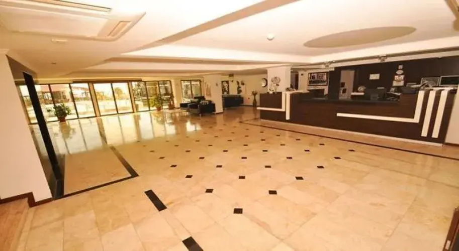 Silvanus Hotel