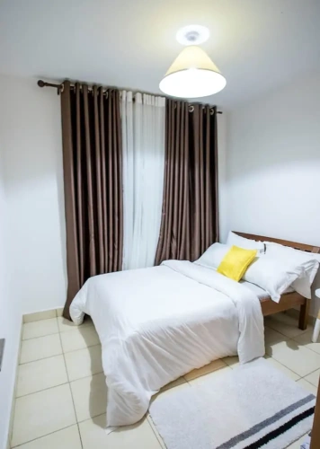 3 Bedrooms Apartment