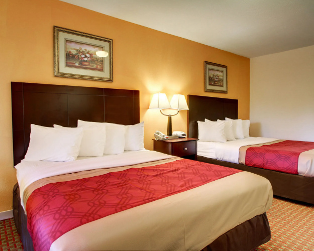 Twin Star Lodge