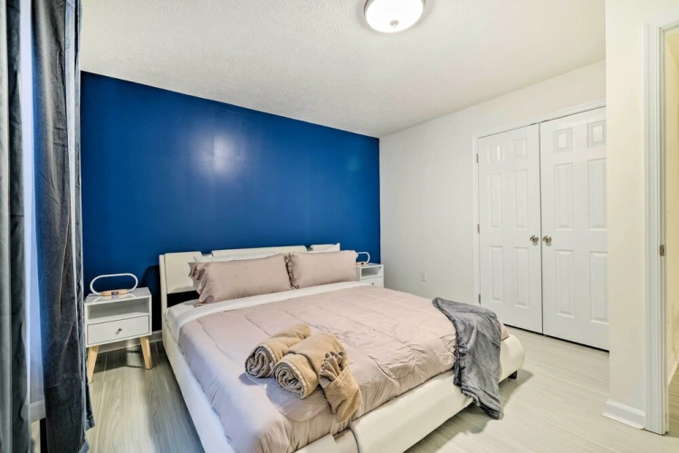 4 Bedrooms Cottage