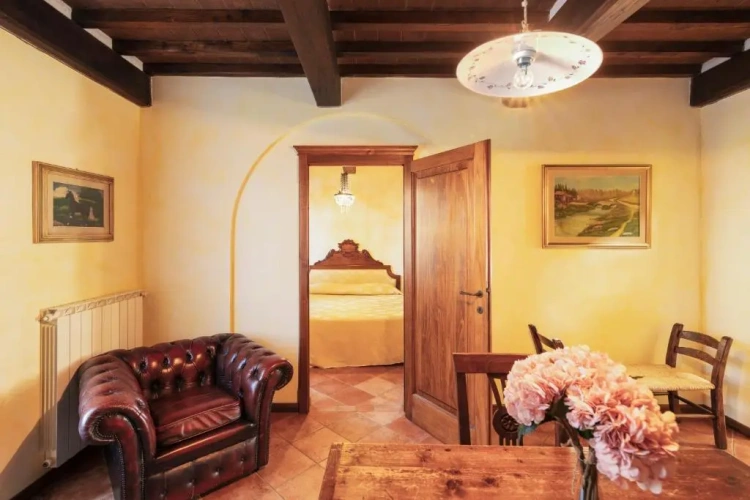 3 Bedrooms Sextuple Apartment
