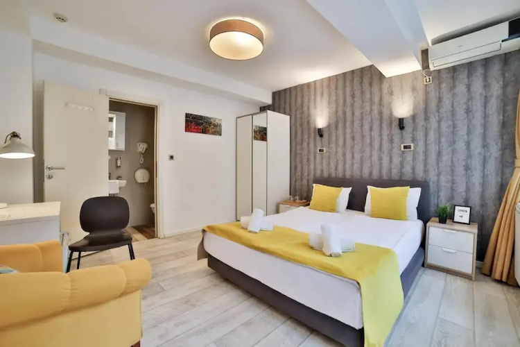 Garni House 46 Plus