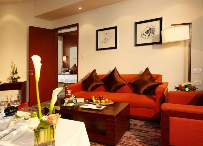 1 Bedroom Suite