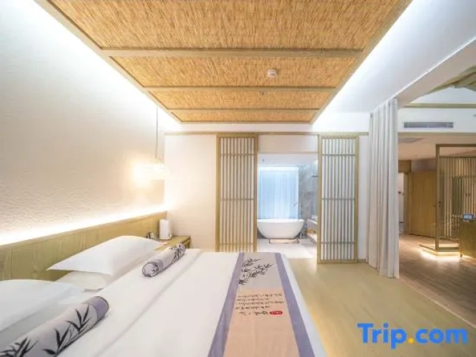 2 Bedrooms Suite