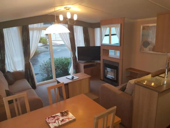 Double Cottage