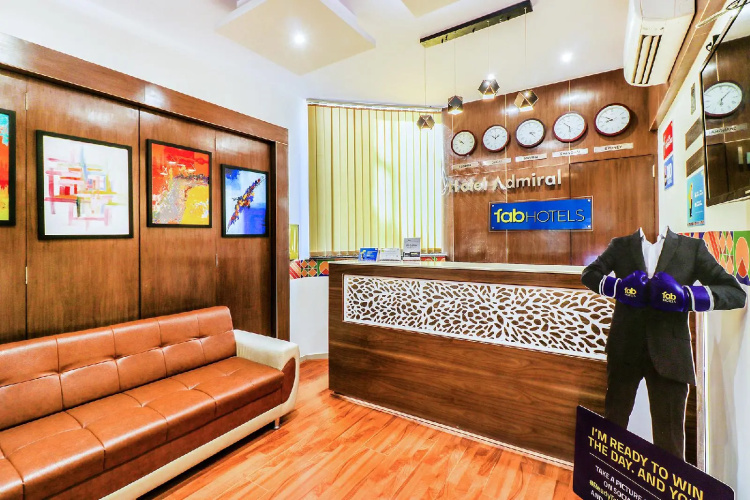 Fabhotel Azure
