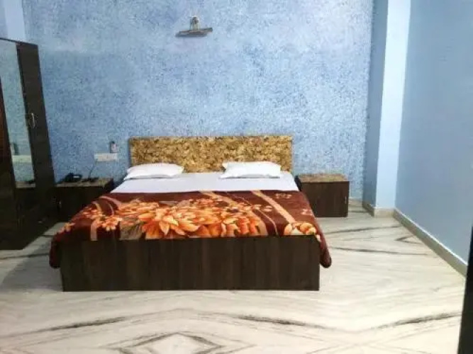 Hotel Rajhans