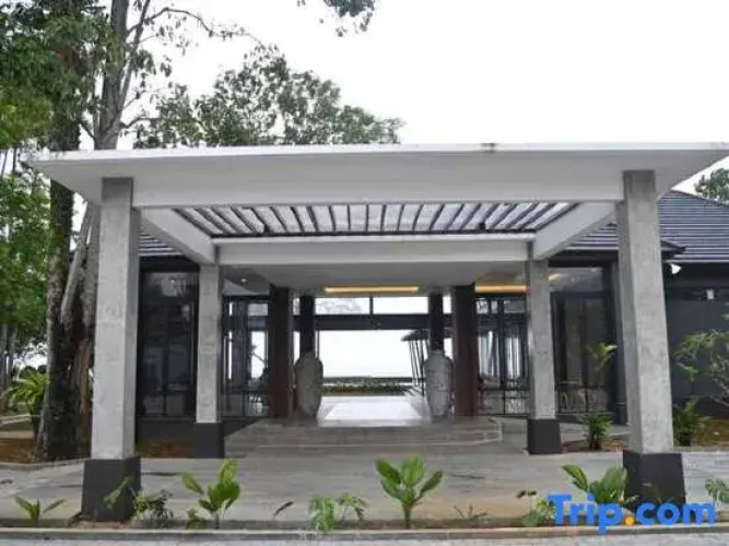 Lynn Resort Carita