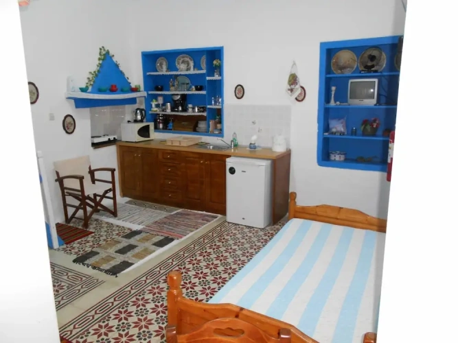 Studio with balcony