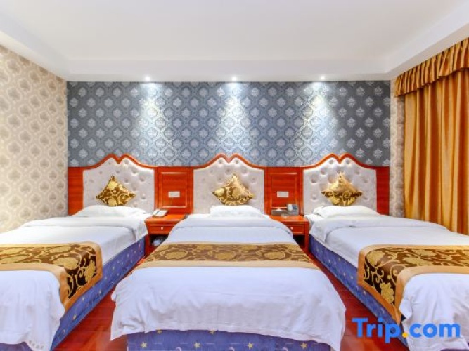 Deluxe Triple room