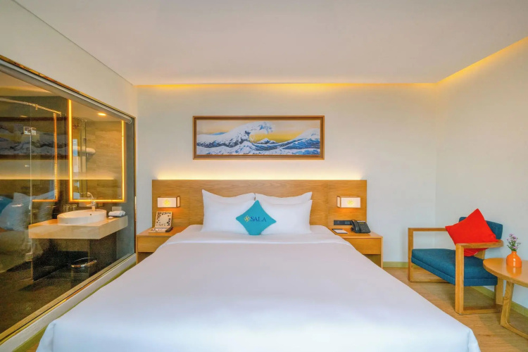 Sala Danang Beach Hotel